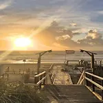 Tent In By Dunes אוהל מפואר