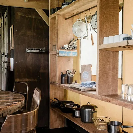 Tent In By Dunes Luxury tent