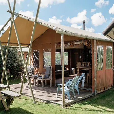 Tent In By Dunes Campo de lujo