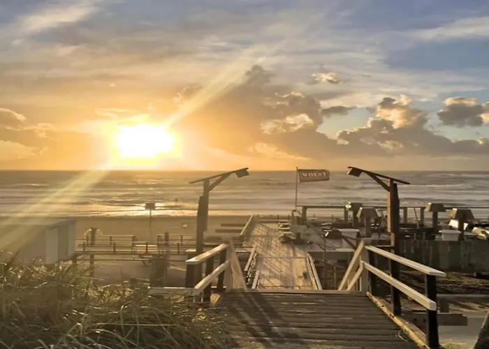 Tent In By Dunes Tente de luxe