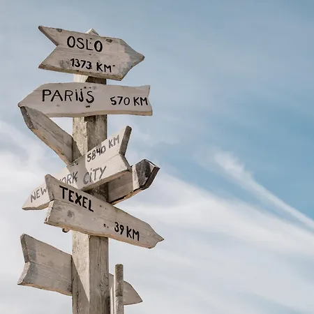 豪华帐篷 Tent In By Dunes